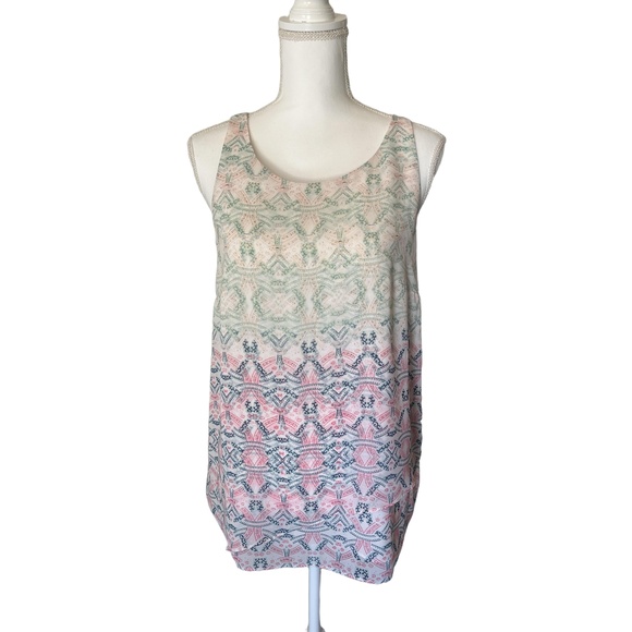 CAbi Tops - Cabi Blouse Womens Size M Multi-Color Geometric Abstract Sleeveless Lightweight